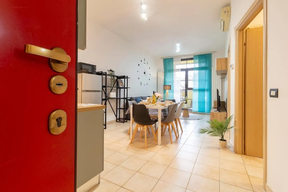 Luxapartment - Park View - Patio - Parking Milan Italy